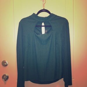 Fashion to Figure Green Cutout Blouse 🍀